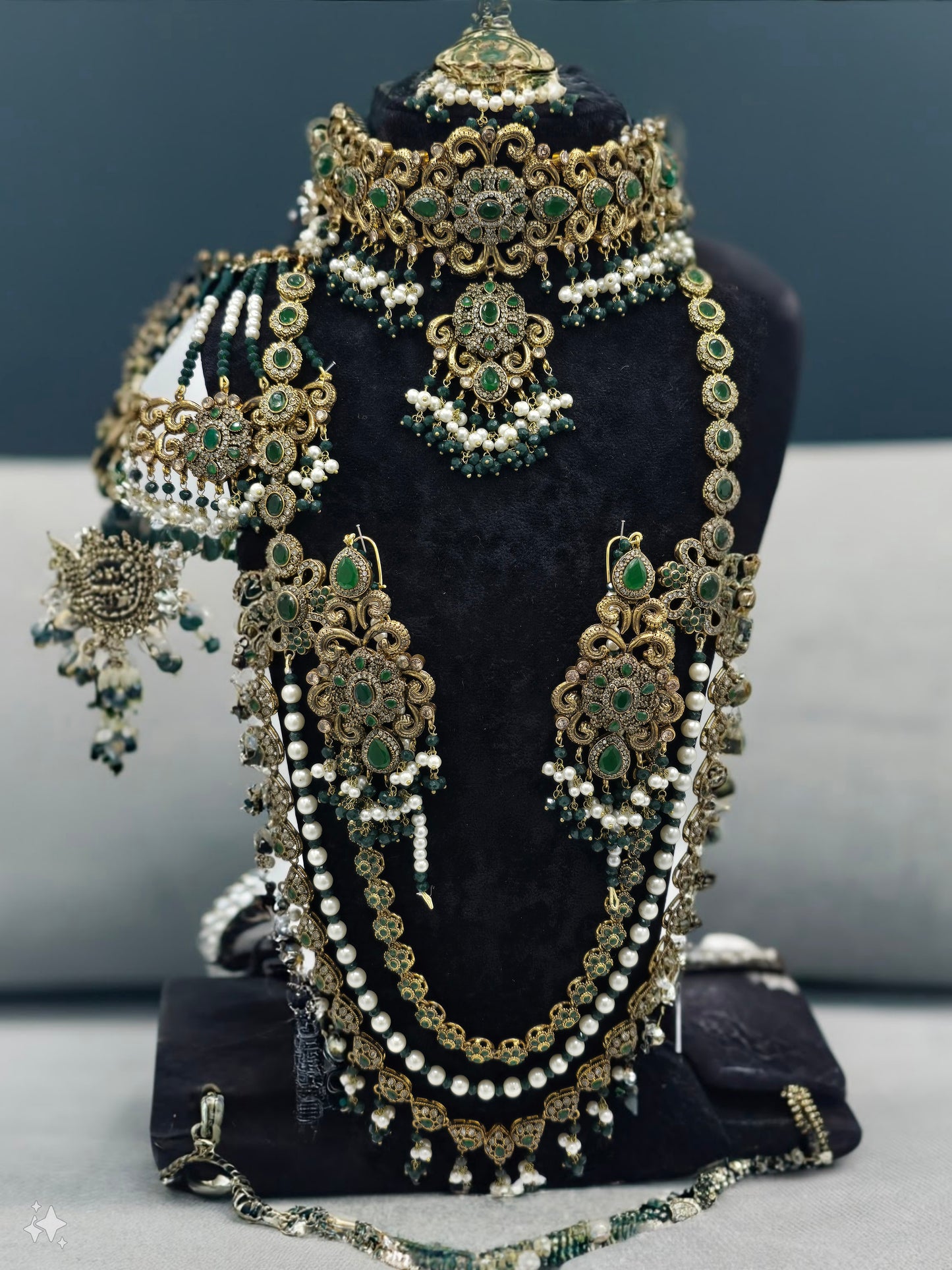 Rajasthani Dulhan Set Emerald