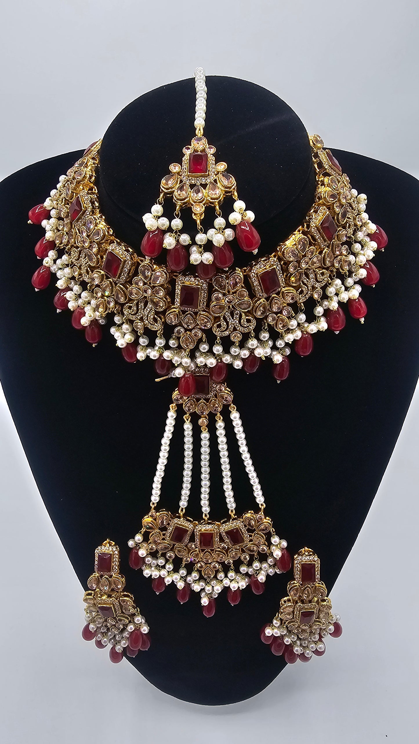 Elegant Gold Ruby Set