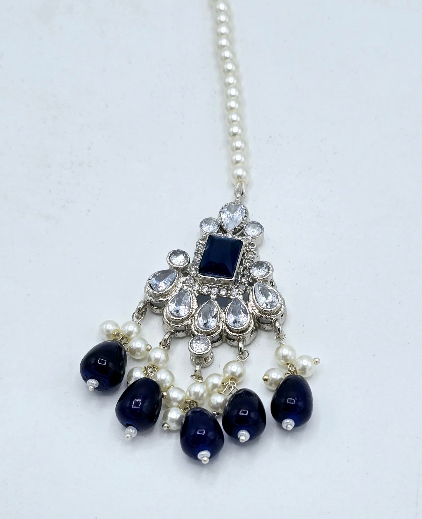 Elegant Silver Blue Sapphire