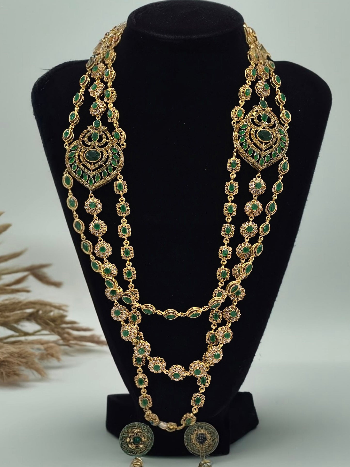 Mala Gold Emerald